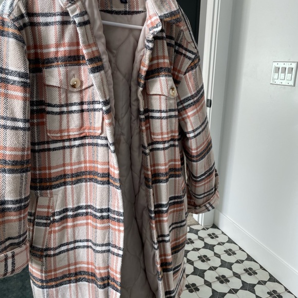 Shacket - Picture 2 of 4